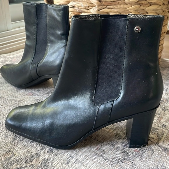 Tommy Hilfiger Booties size 10 Pre-owned - Picture 1 of 9